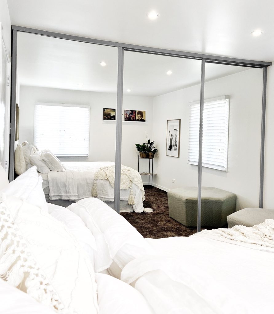 SILENT_OTHER - ALT HERO SHOT WITH SILVER FRAME_Rz