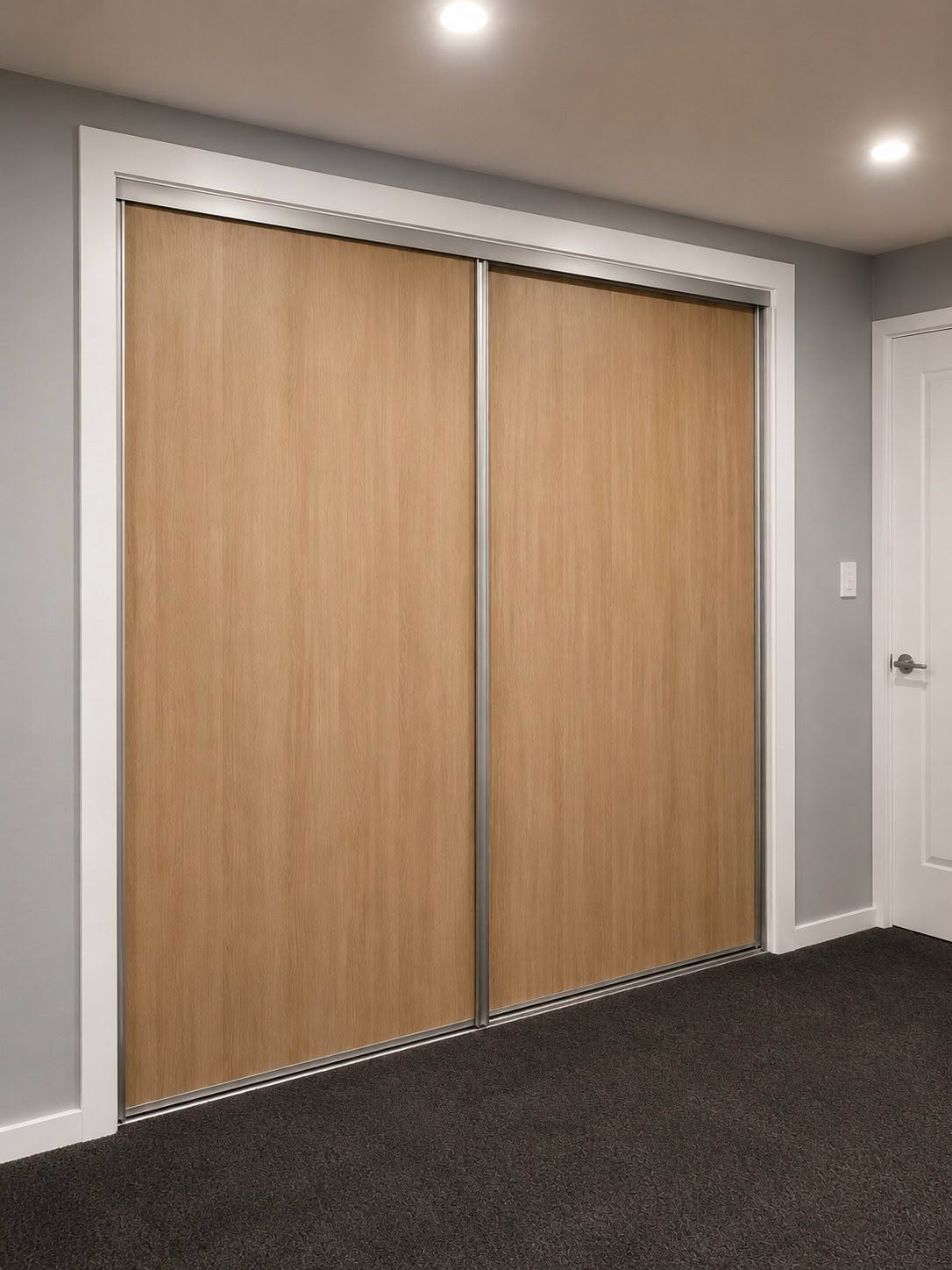 Ascot Oak with Silver Handles Dbl Set